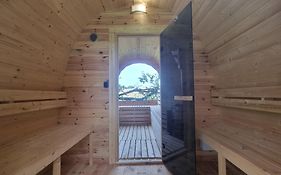 Loft Apartment Mit Grosser Badewanne A